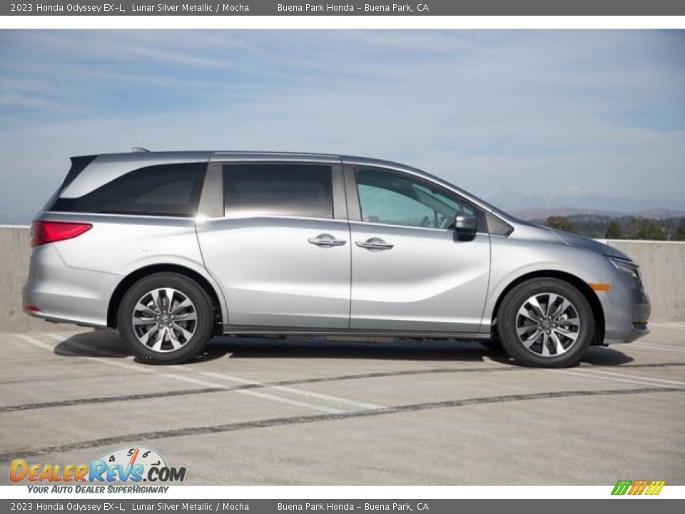 Lunar Silver Metallic 2023 Honda Odyssey EX-L Photo #8