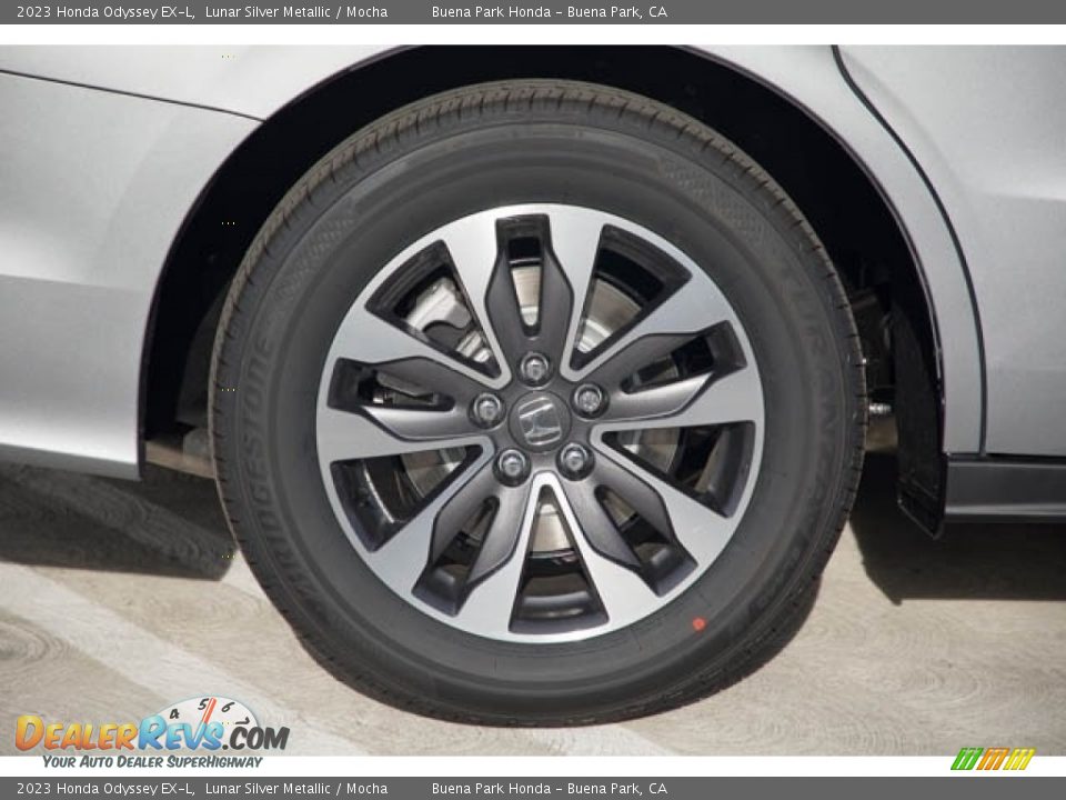 2023 Honda Odyssey EX-L Wheel Photo #12