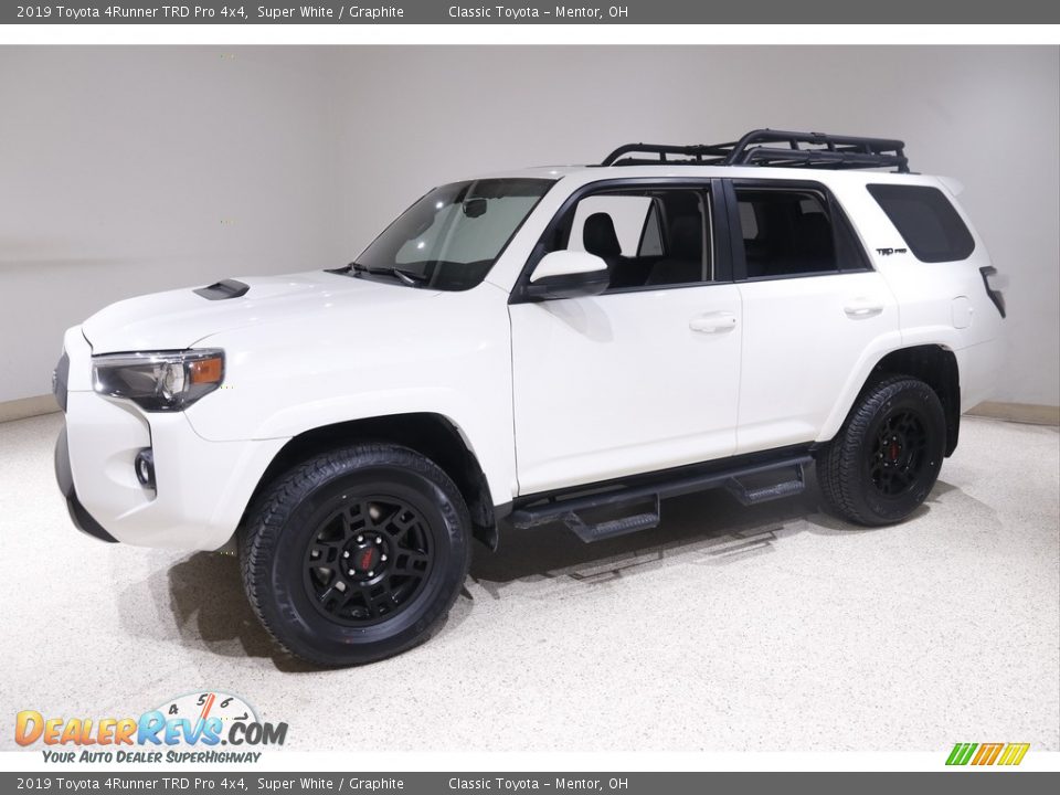 2019 Toyota 4Runner TRD Pro 4x4 Super White / Graphite Photo #3