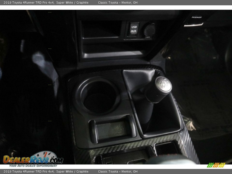 2019 Toyota 4Runner TRD Pro 4x4 Super White / Graphite Photo #16