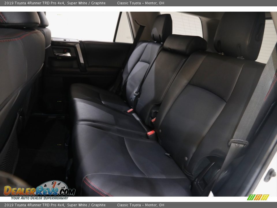 2019 Toyota 4Runner TRD Pro 4x4 Super White / Graphite Photo #19