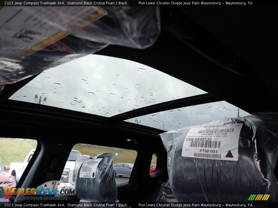 Sunroof of 2023 Jeep Compass Trailhawk 4x4 Photo #17