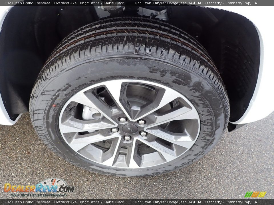 2023 Jeep Grand Cherokee L Overland 4x4 Bright White / Global Black Photo #9