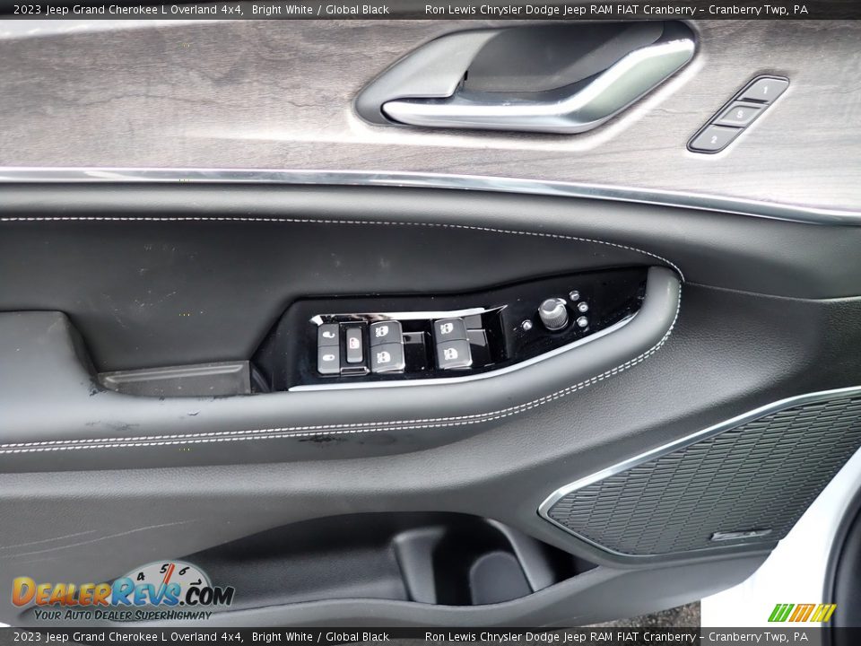 2023 Jeep Grand Cherokee L Overland 4x4 Bright White / Global Black Photo #14