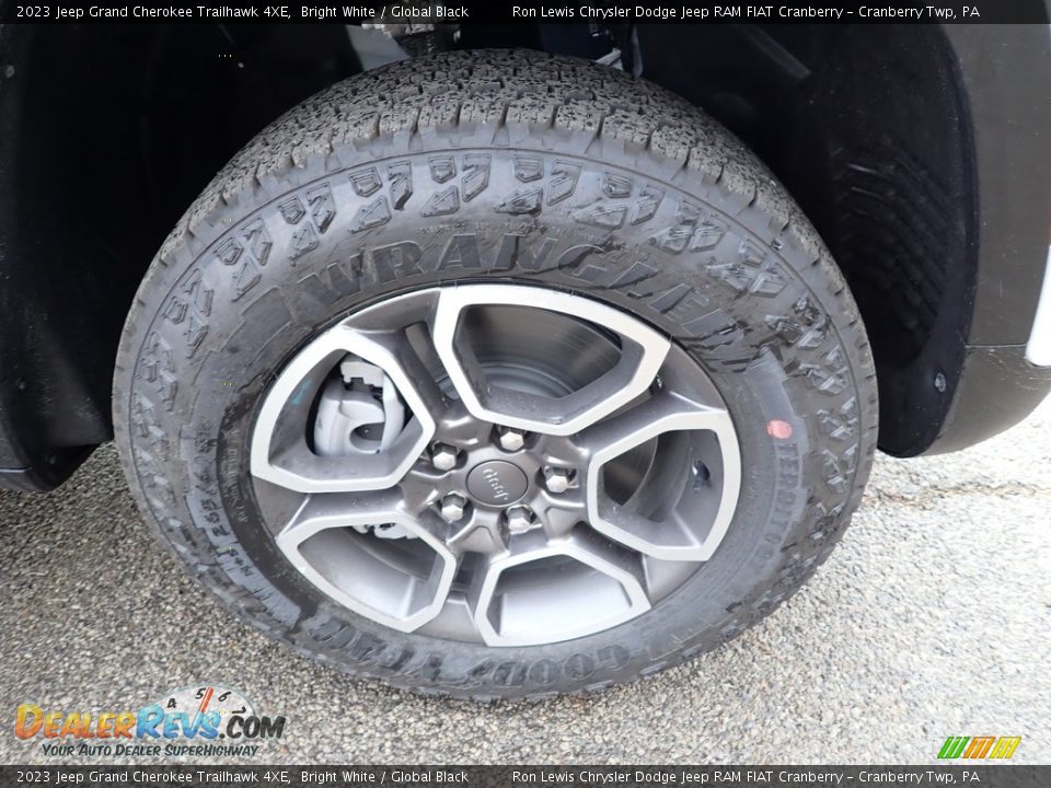 2023 Jeep Grand Cherokee Trailhawk 4XE Wheel Photo #9