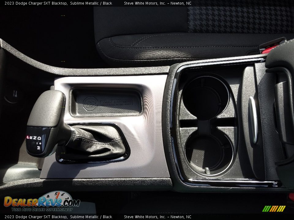 2023 Dodge Charger SXT Blacktop Shifter Photo #26