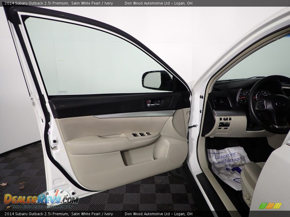 2014 Subaru Outback 2.5i Premium Satin White Pearl / Ivory Photo #11