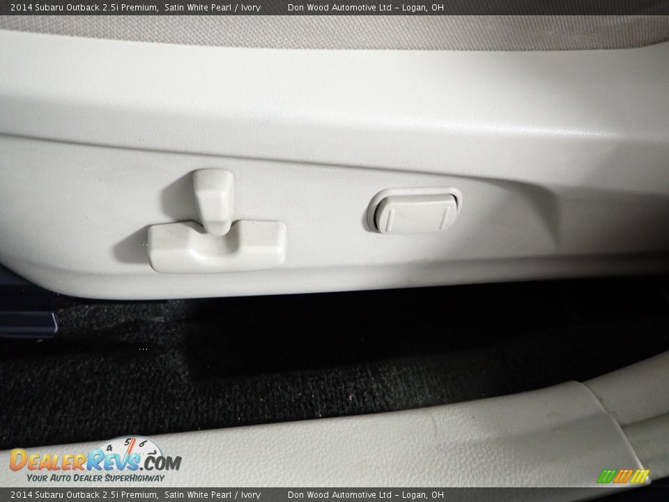 2014 Subaru Outback 2.5i Premium Satin White Pearl / Ivory Photo #13