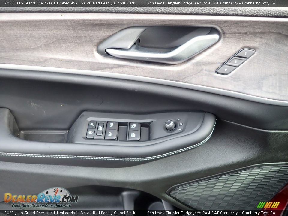 2023 Jeep Grand Cherokee L Limited 4x4 Velvet Red Pearl / Global Black Photo #15