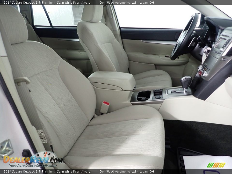 2014 Subaru Outback 2.5i Premium Satin White Pearl / Ivory Photo #26