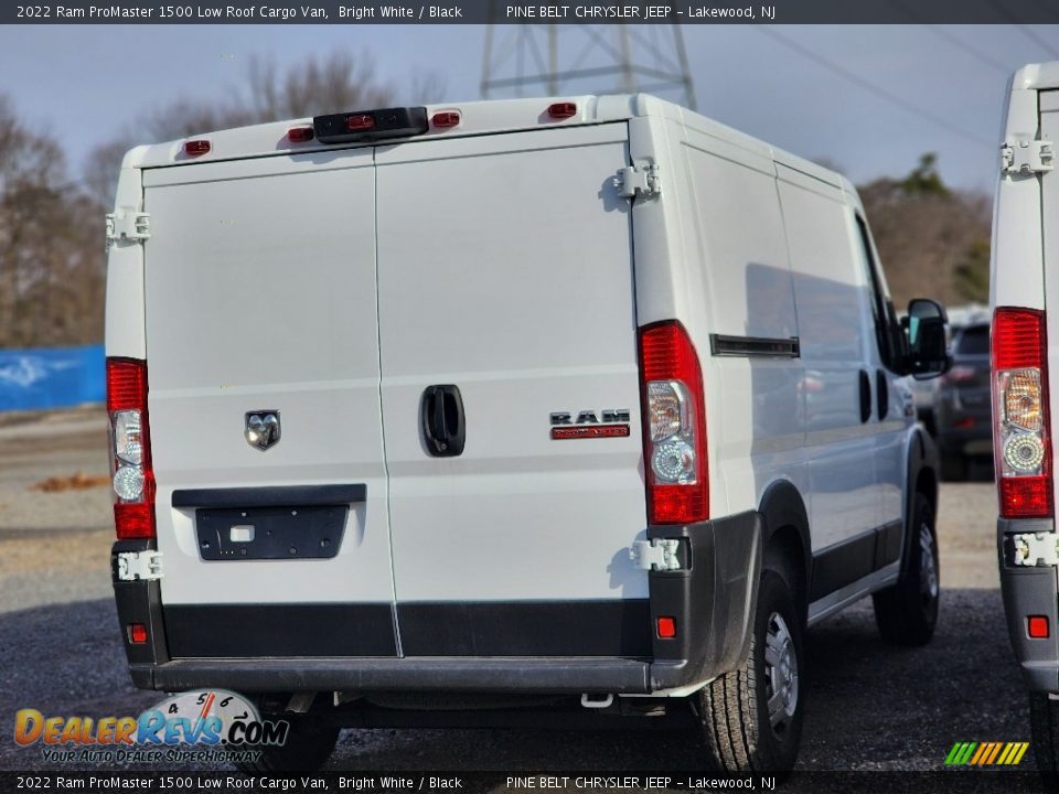 2022 Ram ProMaster 1500 Low Roof Cargo Van Bright White / Black Photo #4
