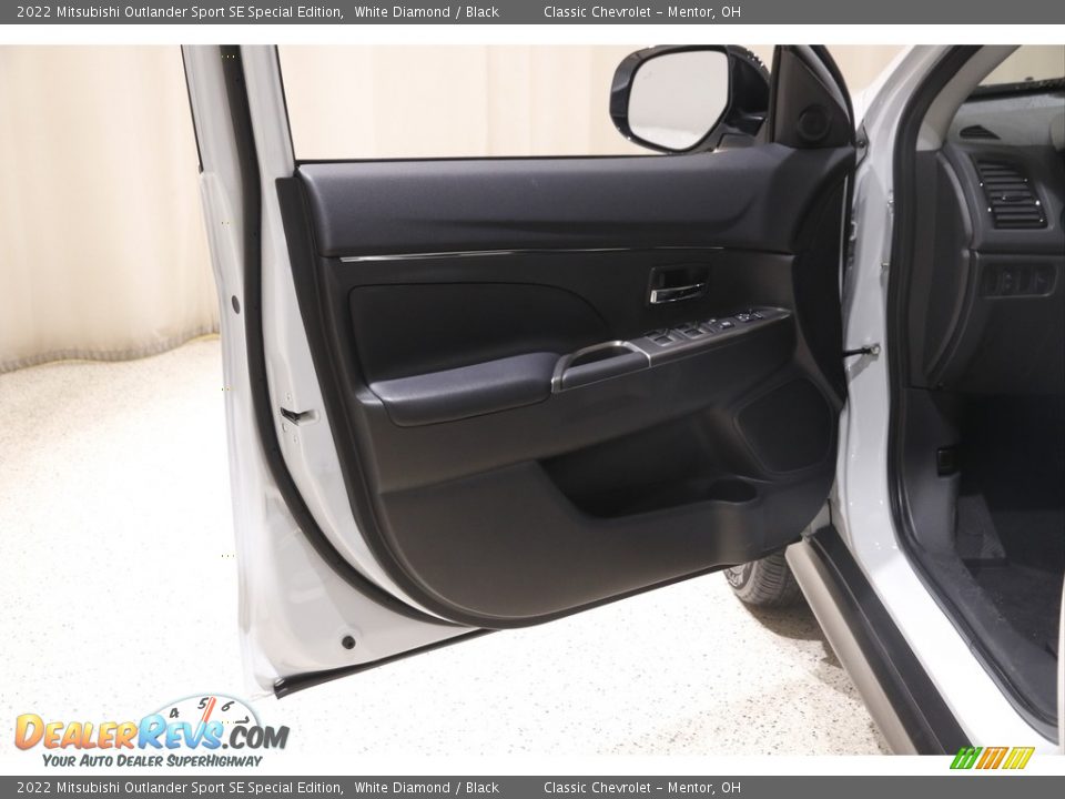 Door Panel of 2022 Mitsubishi Outlander Sport SE Special Edition Photo #4