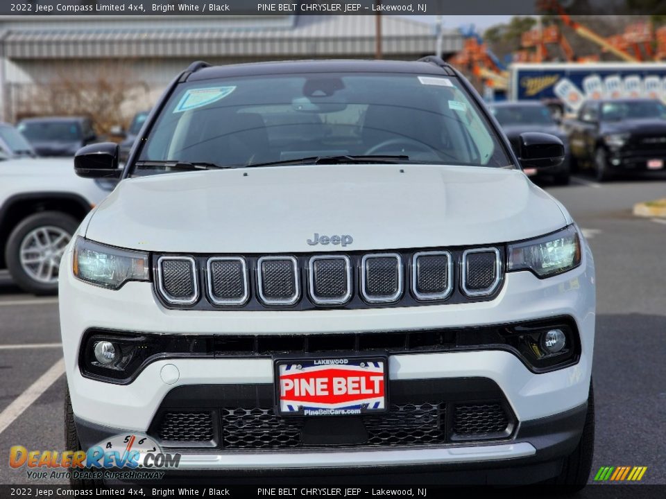 2022 Jeep Compass Limited 4x4 Bright White / Black Photo #2