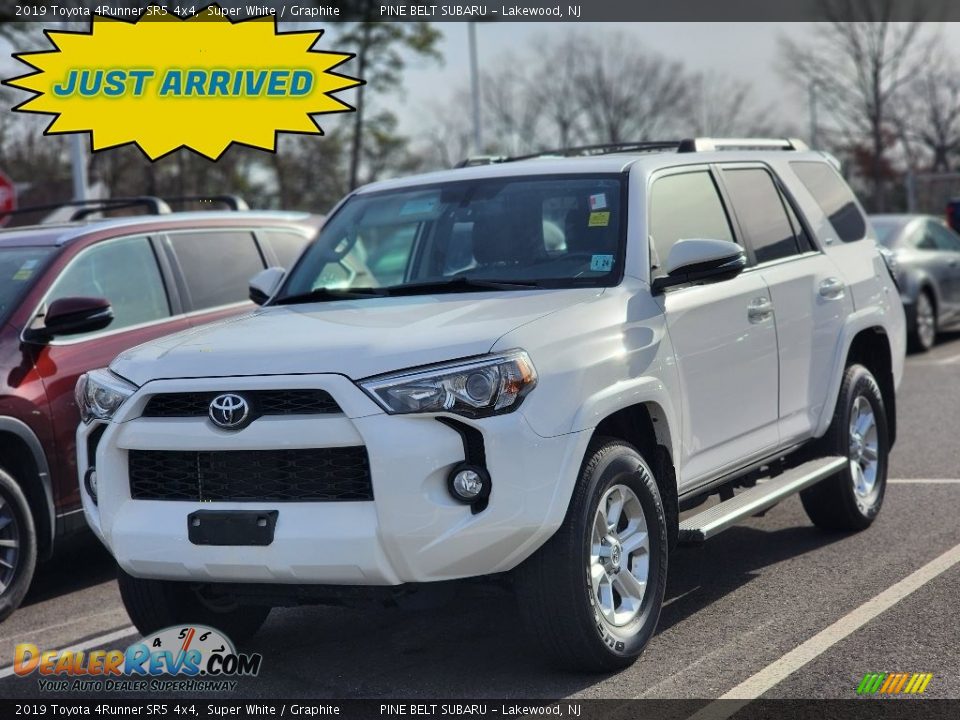 2019 Toyota 4Runner SR5 4x4 Super White / Graphite Photo #1