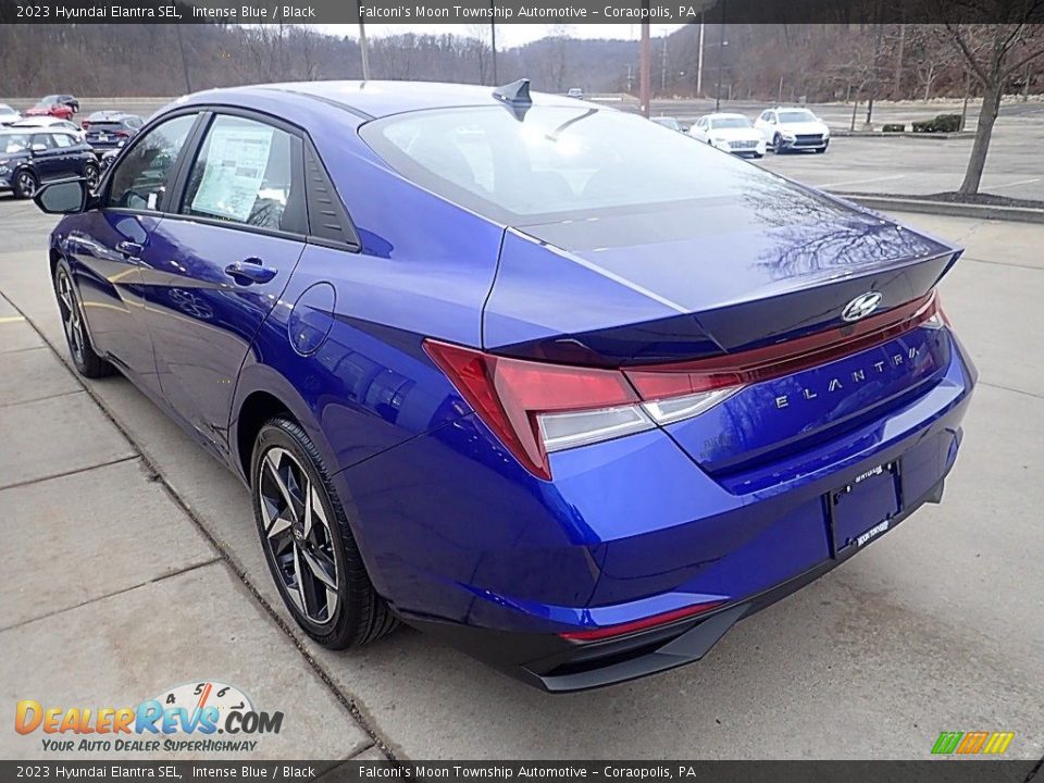 2023 Hyundai Elantra SEL Intense Blue / Black Photo #5