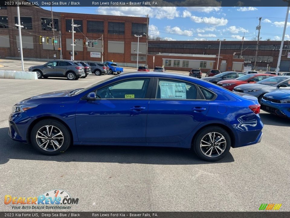 2023 Kia Forte LXS Deep Sea Blue / Black Photo #5