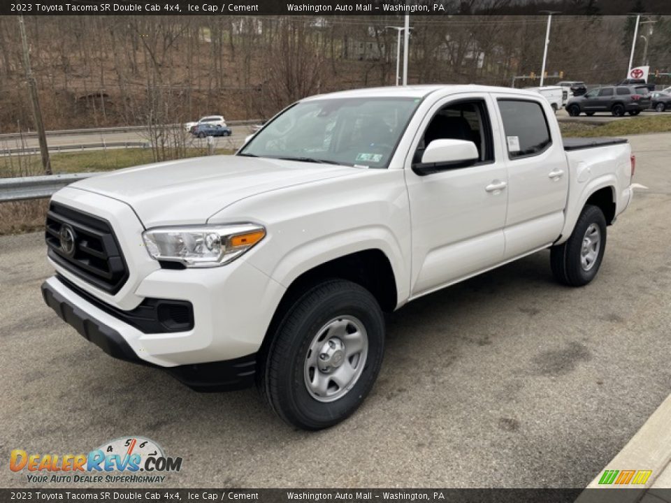 Front 3/4 View of 2023 Toyota Tacoma SR Double Cab 4x4 Photo #7