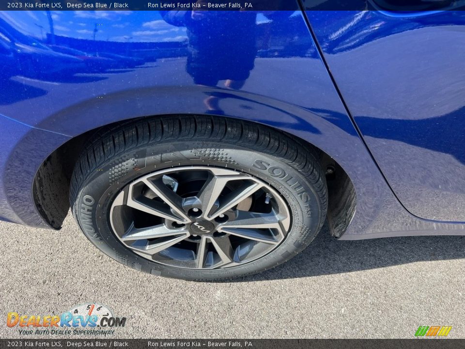 2023 Kia Forte LXS Deep Sea Blue / Black Photo #9