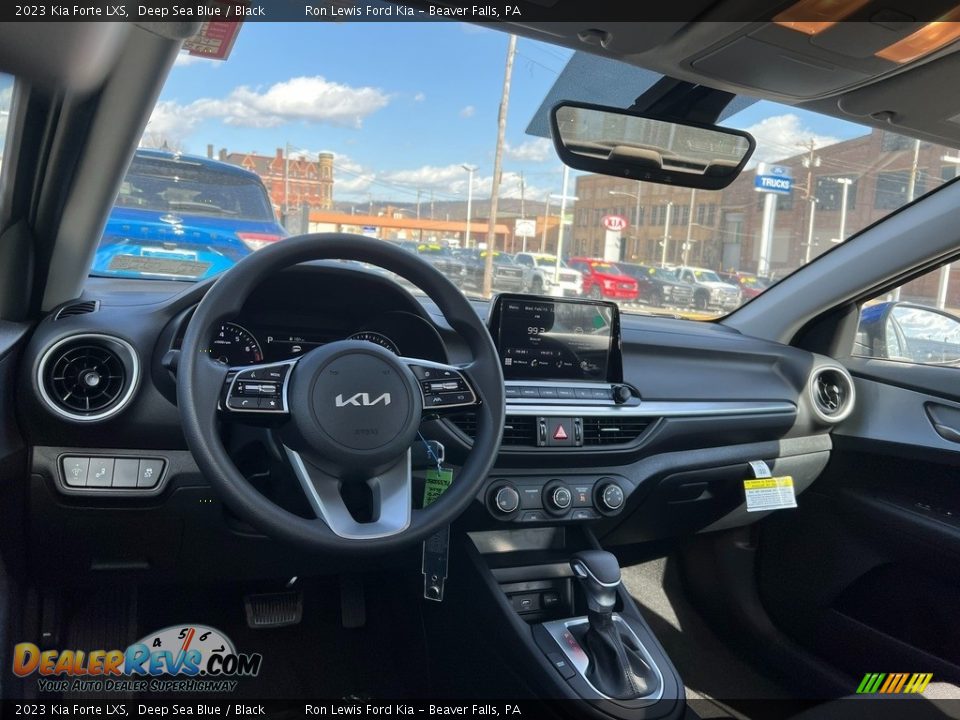 2023 Kia Forte LXS Deep Sea Blue / Black Photo #13