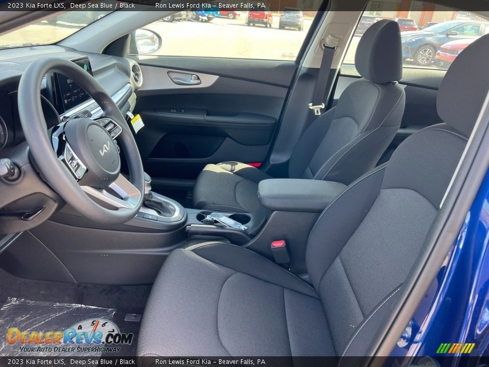 2023 Kia Forte LXS Deep Sea Blue / Black Photo #14
