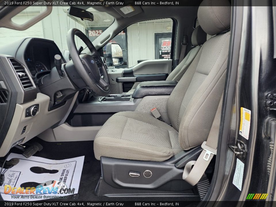 2019 Ford F250 Super Duty XLT Crew Cab 4x4 Magnetic / Earth Gray Photo #7