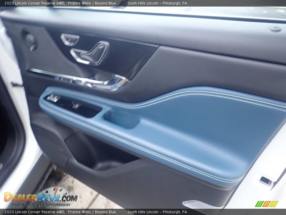 Door Panel of 2020 Lincoln Corsair Reserve AWD Photo #13