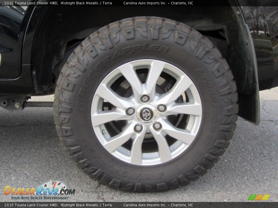 2016 Toyota Land Cruiser 4WD Wheel Photo #26