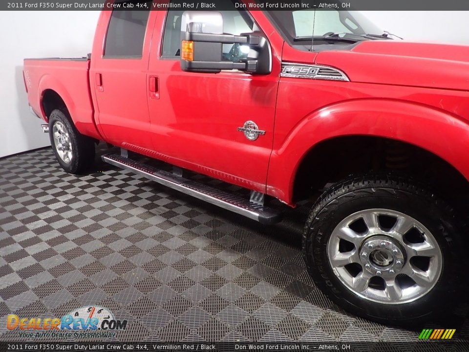 2011 Ford F350 Super Duty Lariat Crew Cab 4x4 Vermillion Red / Black Photo #3