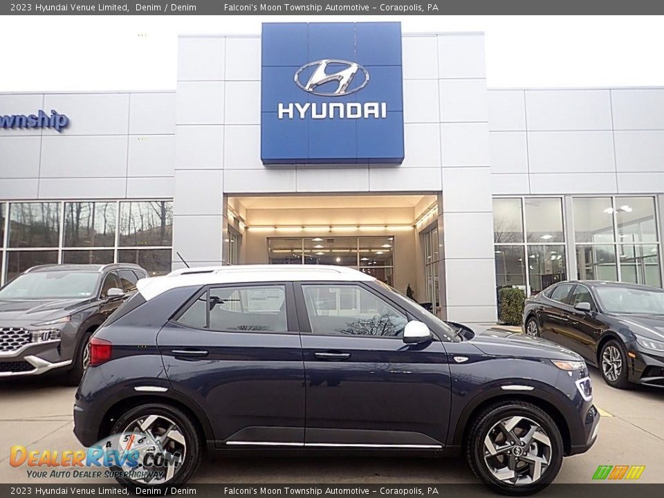 Denim 2023 Hyundai Venue Limited Photo #1