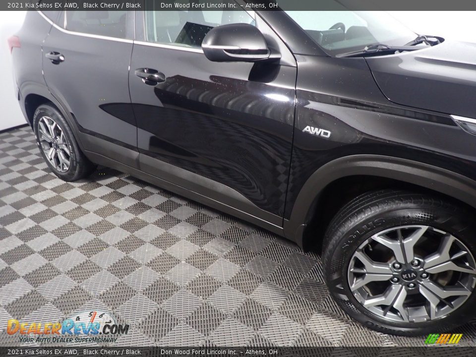2021 Kia Seltos EX AWD Black Cherry / Black Photo #5