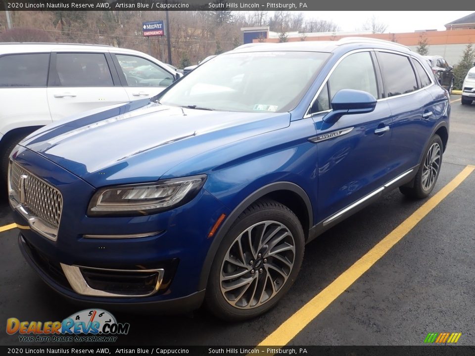 Front 3/4 View of 2020 Lincoln Nautilus Reserve AWD Photo #1