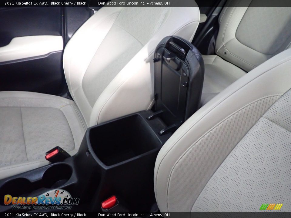 2021 Kia Seltos EX AWD Black Cherry / Black Photo #32