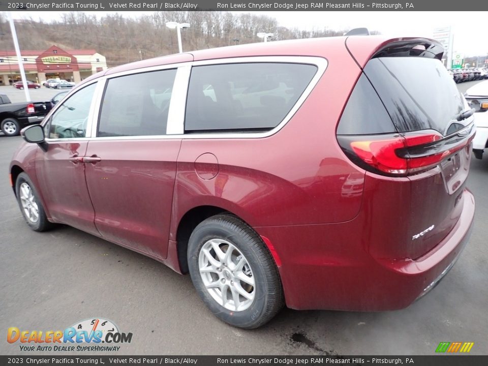 2023 Chrysler Pacifica Touring L Velvet Red Pearl / Black/Alloy Photo #3