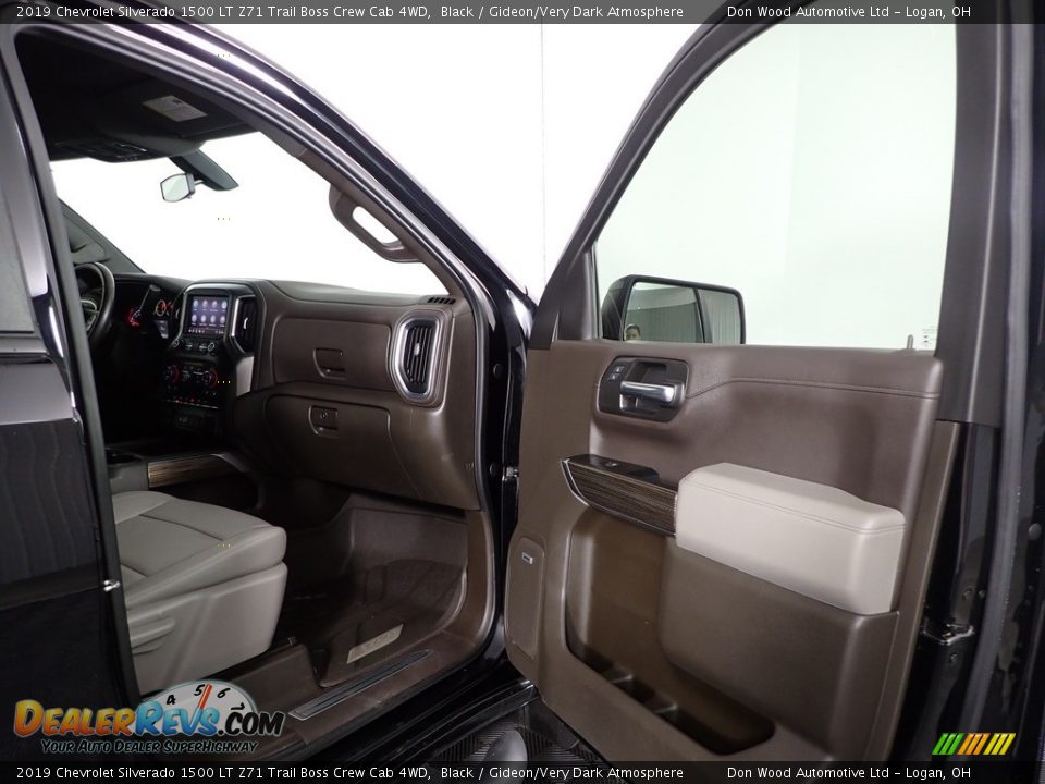 2019 Chevrolet Silverado 1500 LT Z71 Trail Boss Crew Cab 4WD Black / Gideon/Very Dark Atmosphere Photo #28
