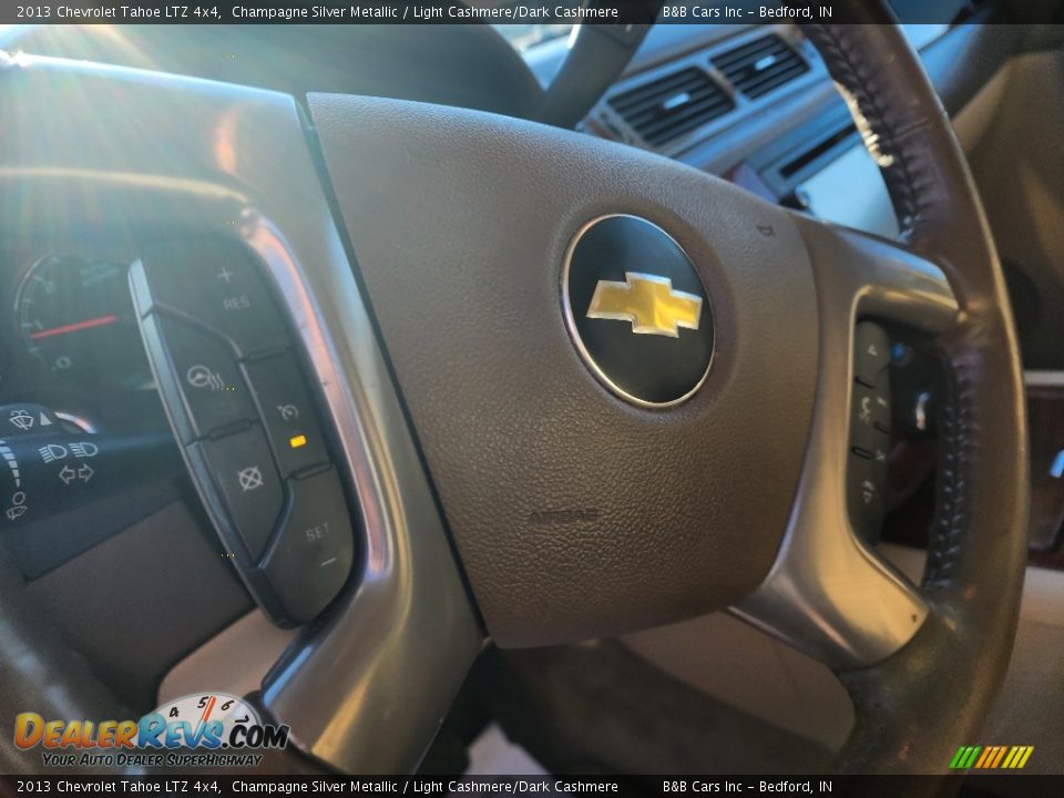 2013 Chevrolet Tahoe LTZ 4x4 Champagne Silver Metallic / Light Cashmere/Dark Cashmere Photo #11