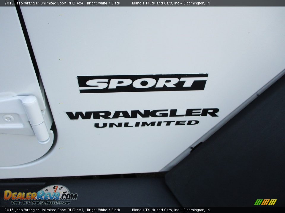 2015 Jeep Wrangler Unlimited Sport RHD 4x4 Logo Photo #17