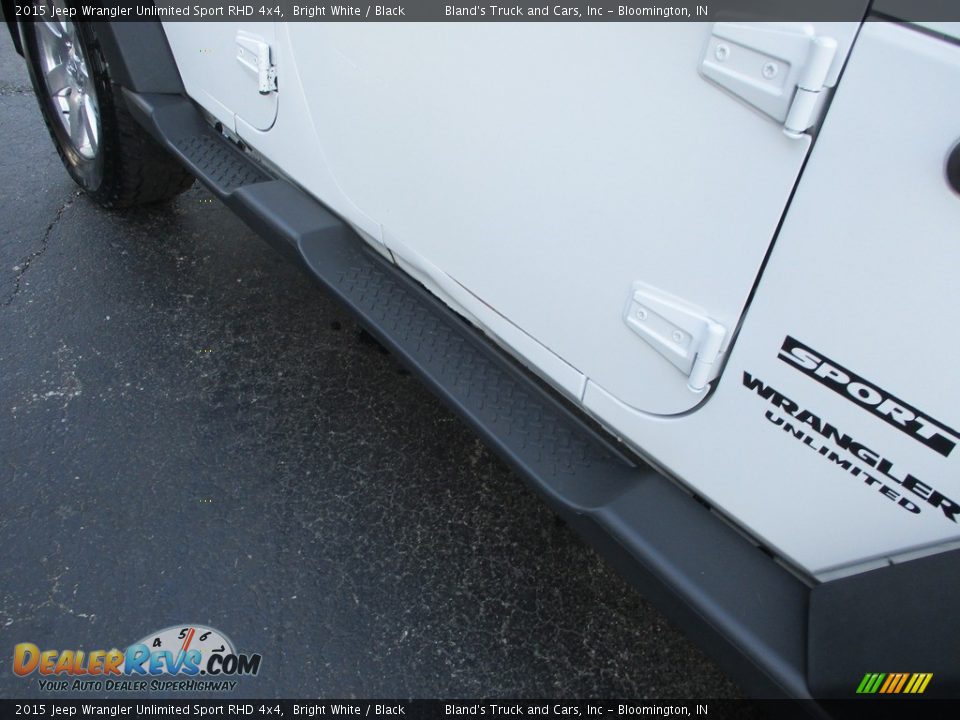 2015 Jeep Wrangler Unlimited Sport RHD 4x4 Bright White / Black Photo #18