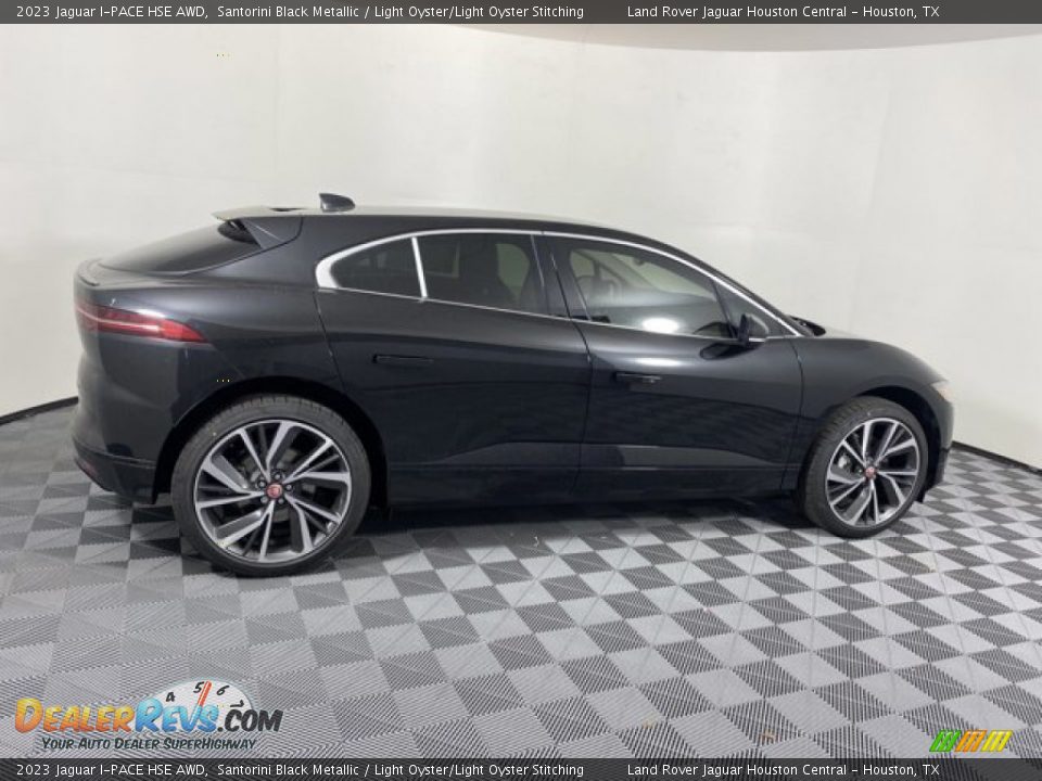 2023 Jaguar I-PACE HSE AWD Santorini Black Metallic / Light Oyster/Light Oyster Stitching Photo #11