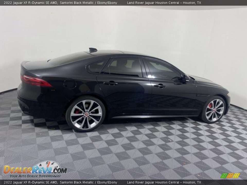 2022 Jaguar XF R-Dynamic SE AWD Santorini Black Metallic / Ebony/Ebony Photo #11