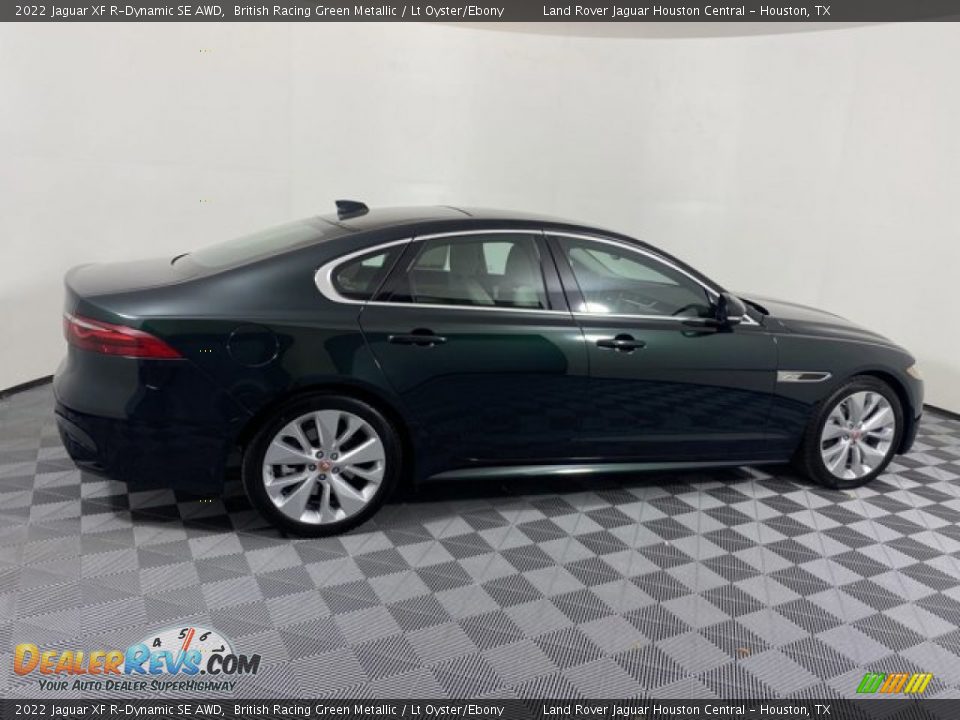 2022 Jaguar XF R-Dynamic SE AWD British Racing Green Metallic / Lt Oyster/Ebony Photo #11