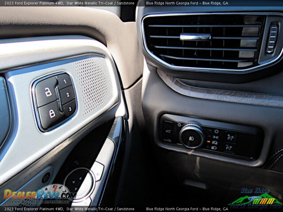 2023 Ford Explorer Platinum 4WD Star White Metallic Tri-Coat / Sandstone Photo #20