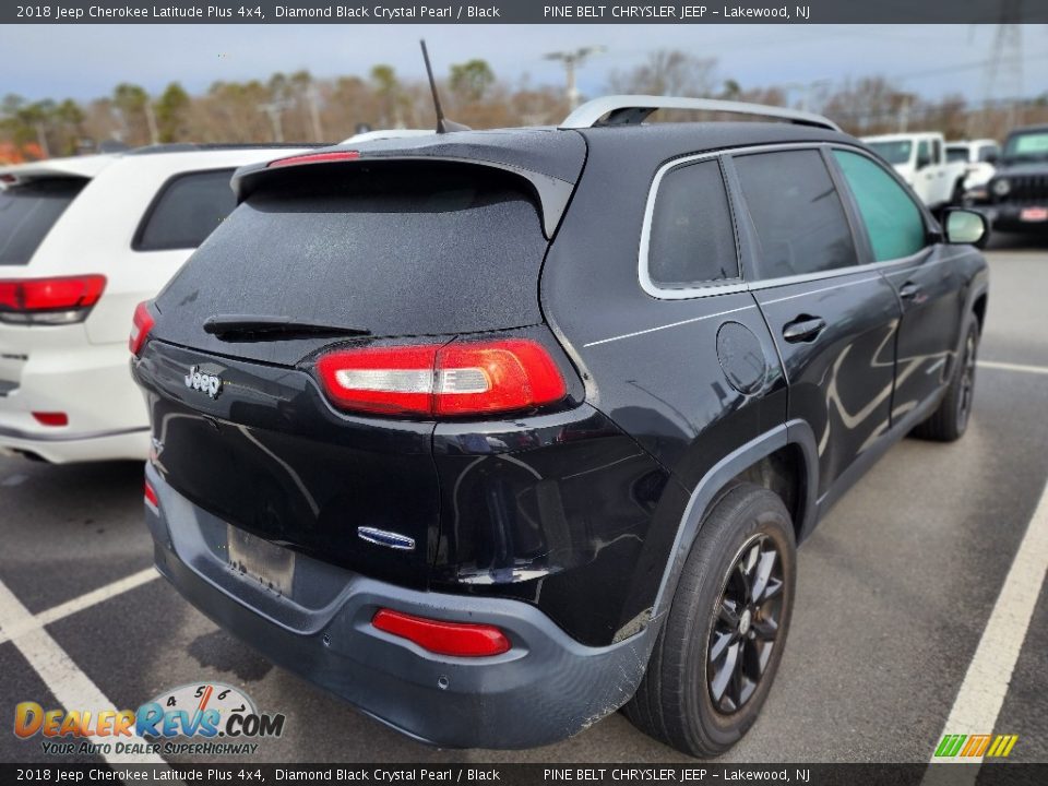 2018 Jeep Cherokee Latitude Plus 4x4 Diamond Black Crystal Pearl / Black Photo #6