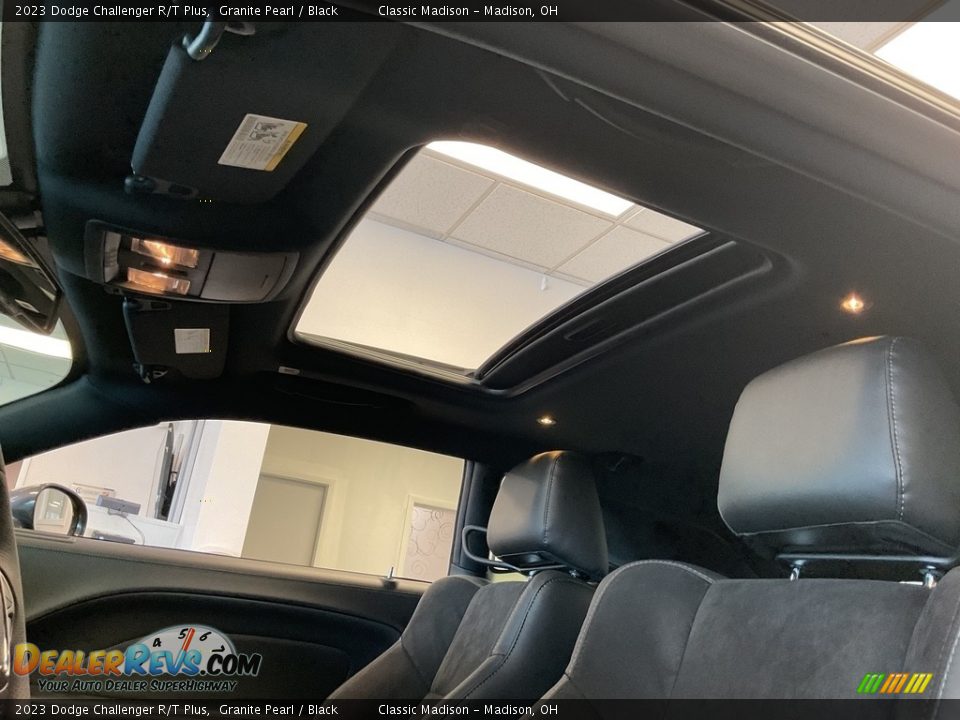 2023 Dodge Challenger R/T Plus Granite Pearl / Black Photo #6