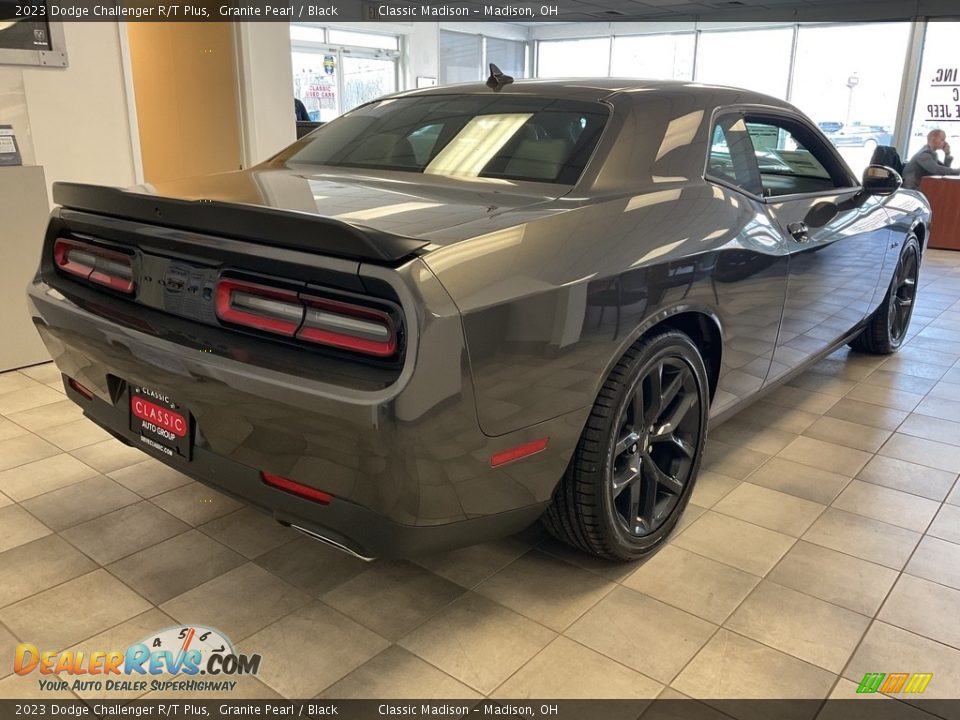 2023 Dodge Challenger R/T Plus Granite Pearl / Black Photo #9