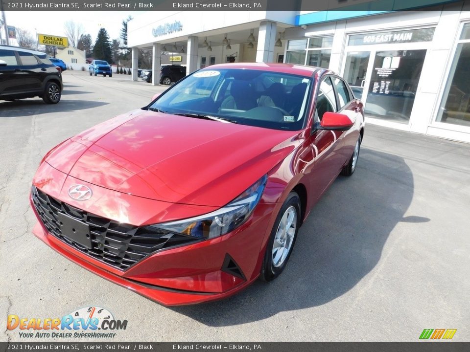 2021 Hyundai Elantra SE Scarlet Red Pearl / Black Photo #8