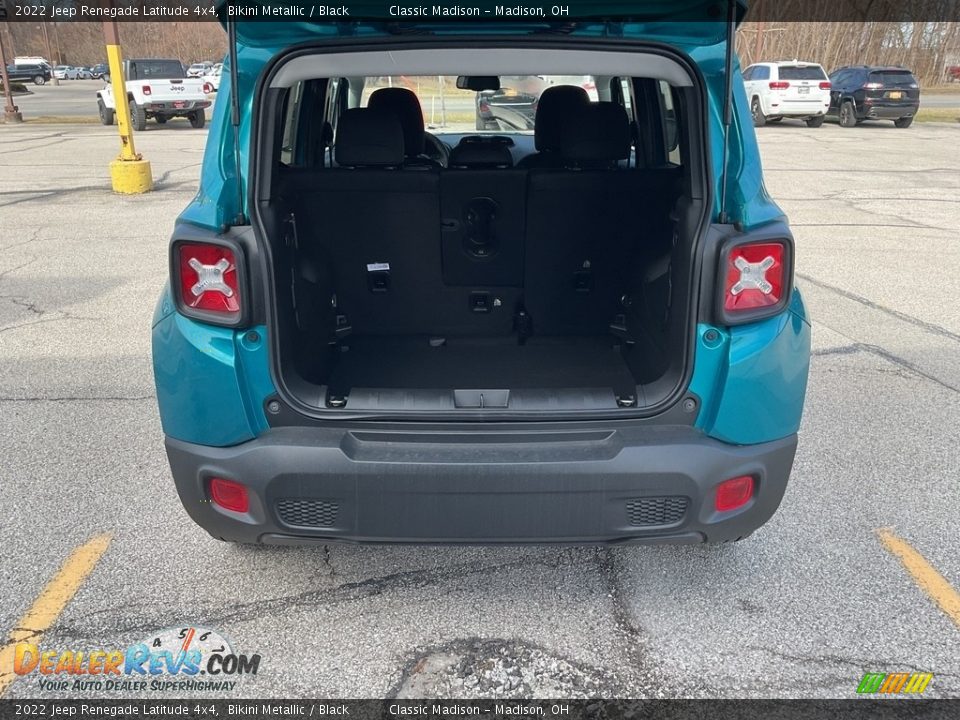 2022 Jeep Renegade Latitude 4x4 Bikini Metallic / Black Photo #12