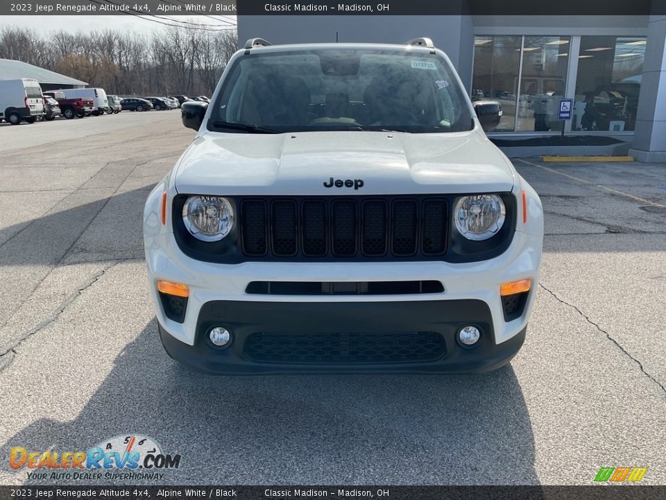 2023 Jeep Renegade Altitude 4x4 Alpine White / Black Photo #12