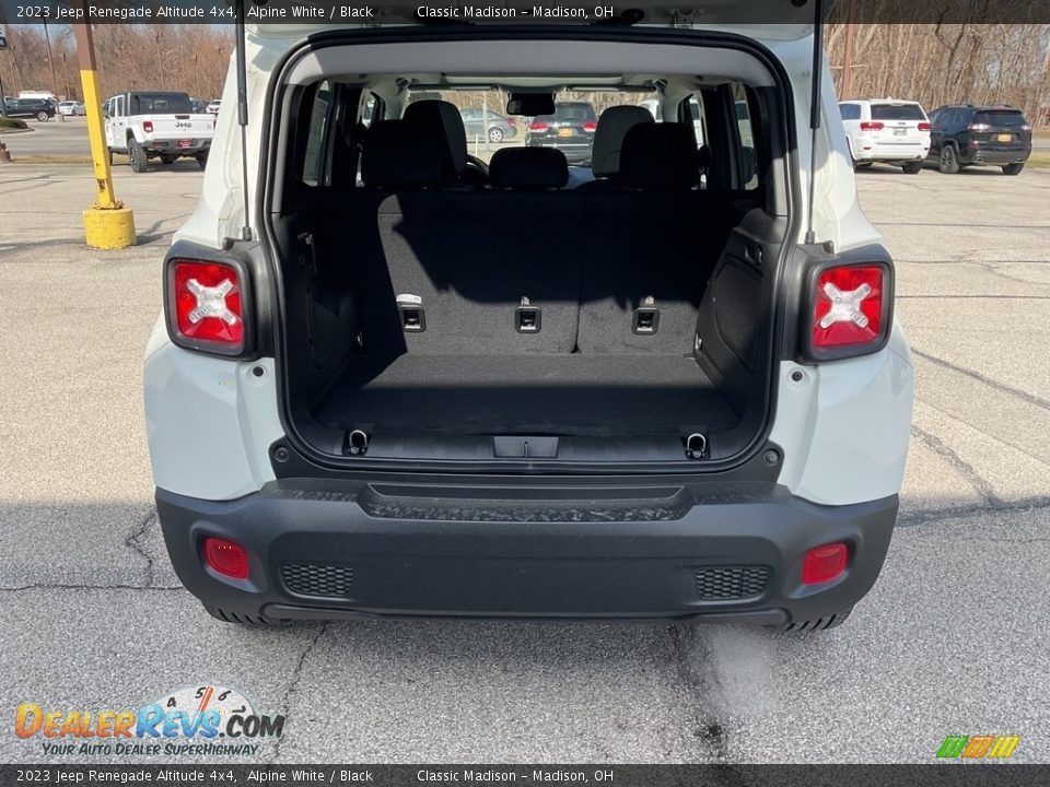 2023 Jeep Renegade Altitude 4x4 Trunk Photo #14