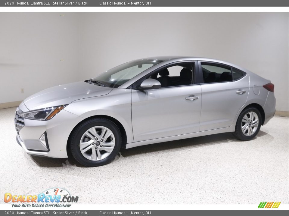 2020 Hyundai Elantra SEL Stellar Silver / Black Photo #3