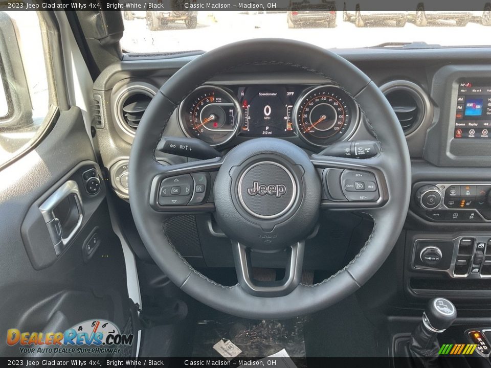 2023 Jeep Gladiator Willys 4x4 Bright White / Black Photo #5